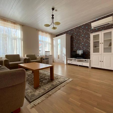 Posti Guest Apartment Haapsalu Exterior foto