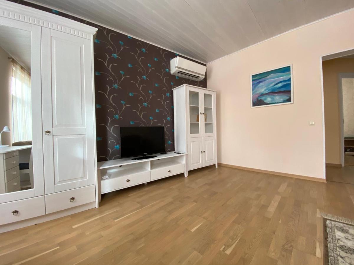Posti Guest Apartment Haapsalu Exterior foto